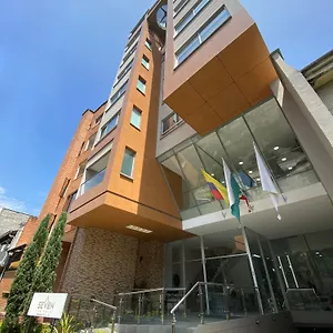 Seven 4* Medellin
