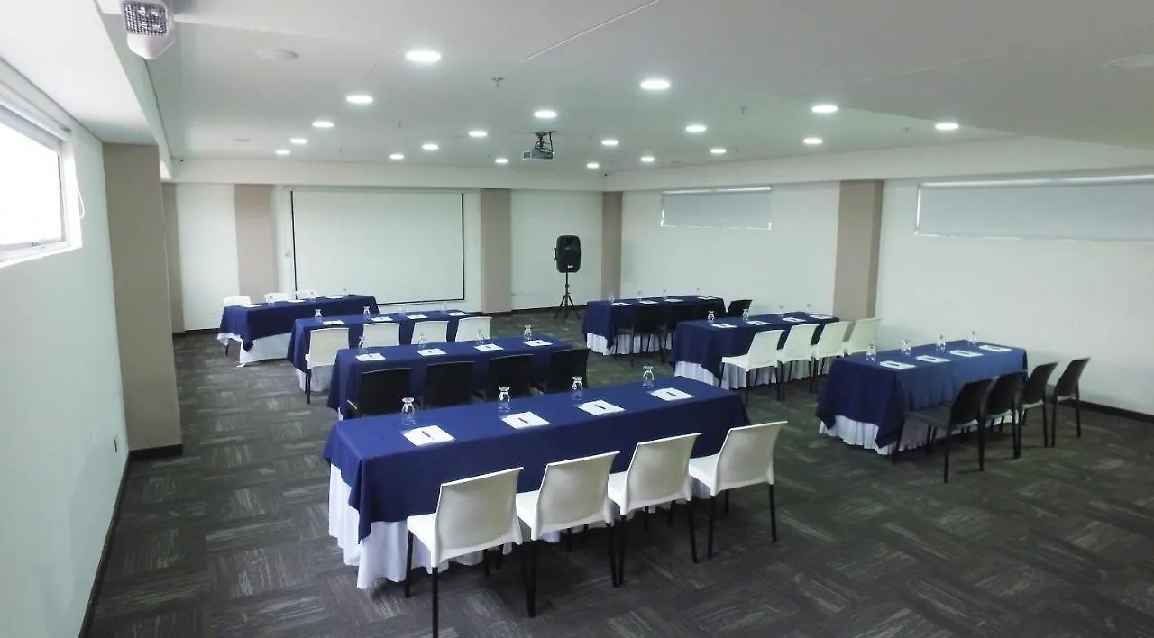 Hotel Wlh Silver Corferias Bogota Colombia
