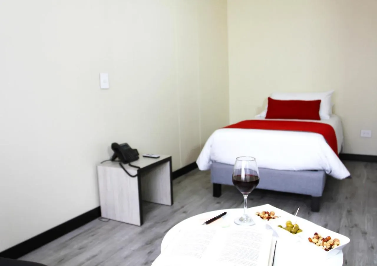 ***  Hotel Wlh Silver Corferias Bogota Colombia