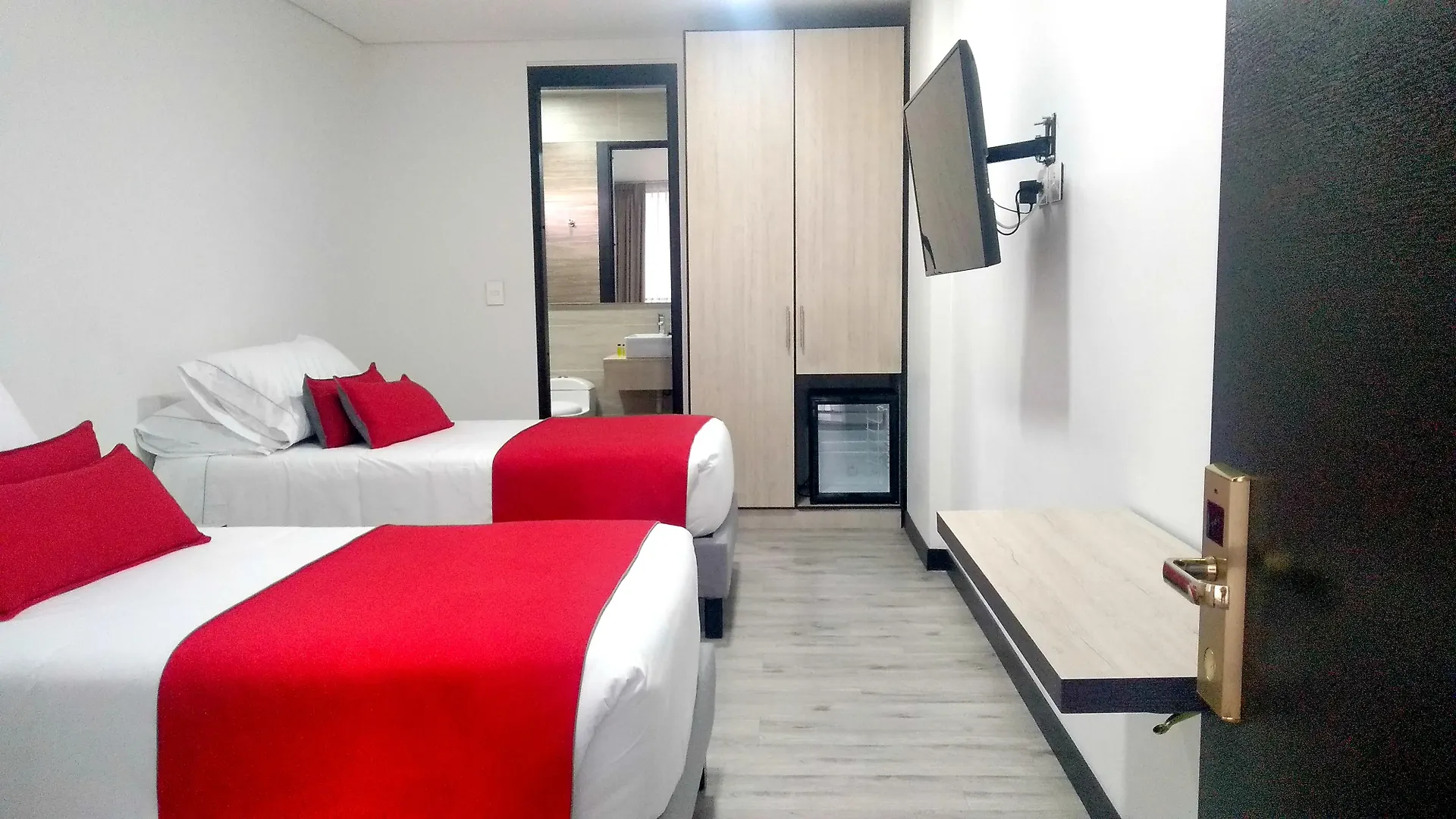 Hotel Wlh Silver Corferias Bogotá
