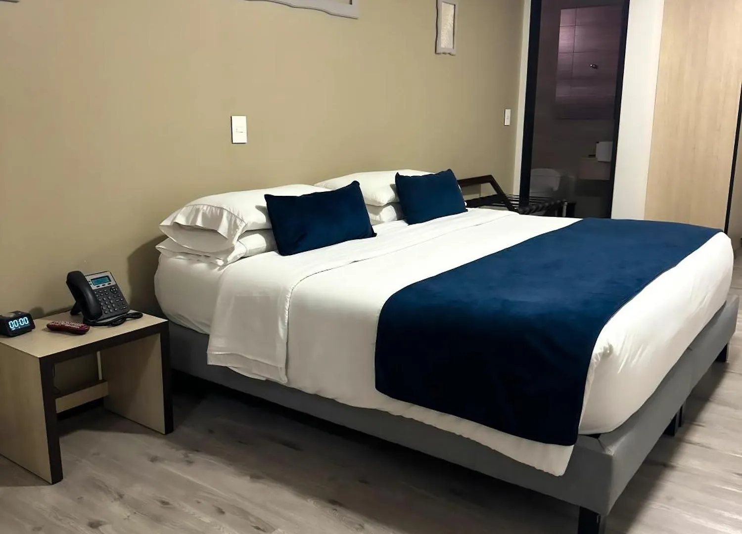 Hotel Wlh Silver Corferias ボゴタ