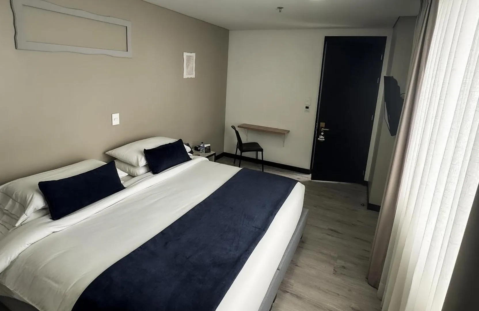 Hotel Wlh Silver Corferias Bogotá