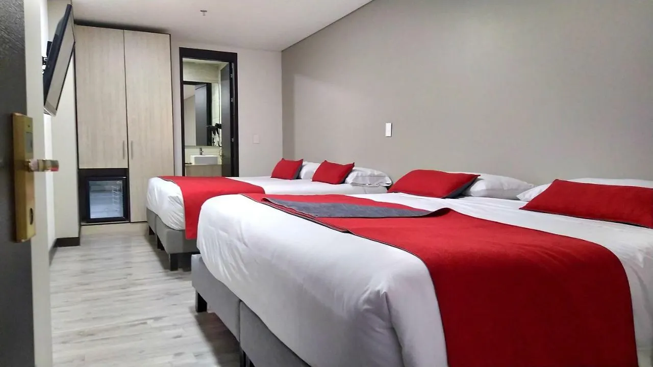 Hotel Wlh Silver Corferias Bogotá Colombia
